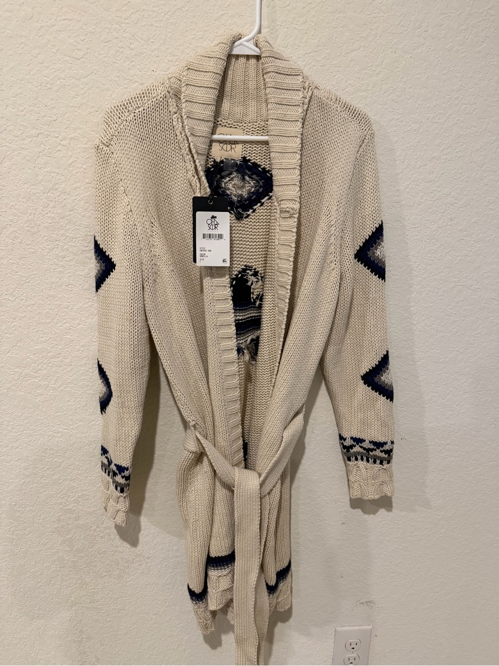 NWT CHASER Eagle Aztec Cardigan Sz Large Vanilla Beige Navy Cotton Acrylic Knit